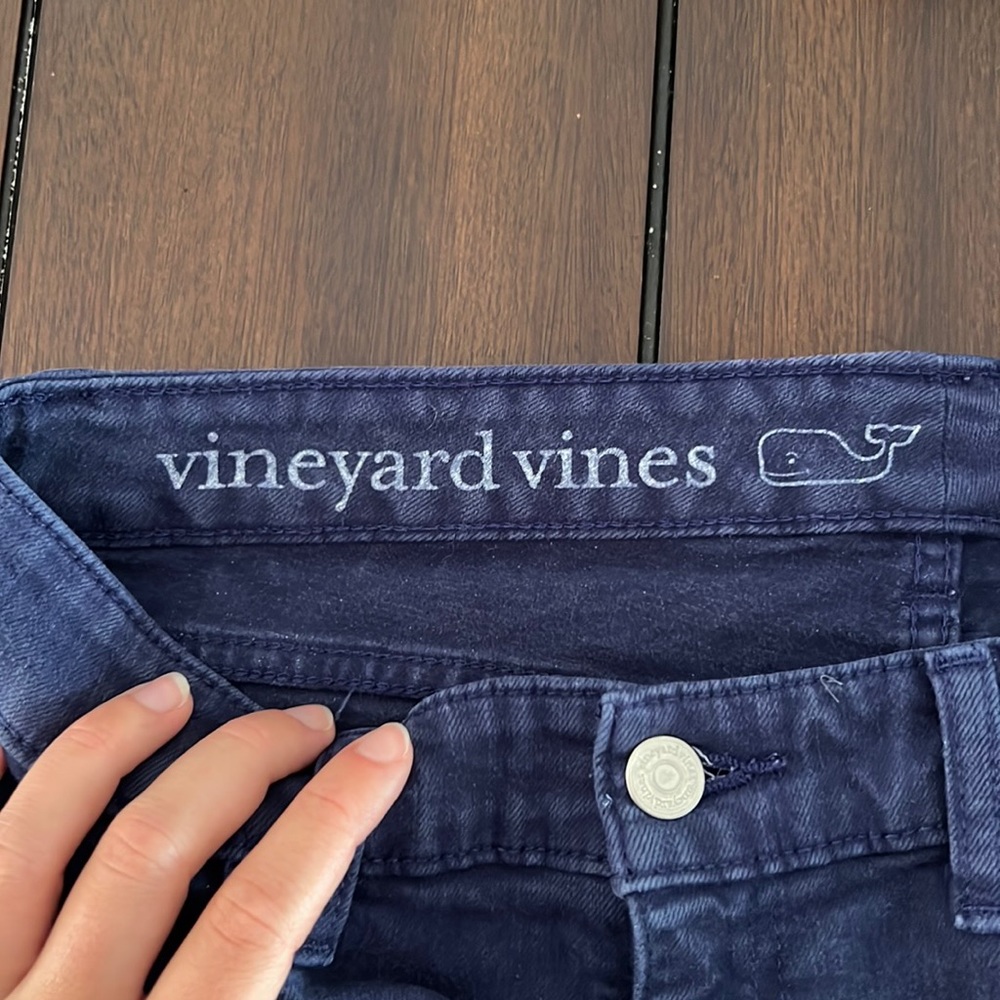 Vineyard vines blue jeans with fun design at the ankle.